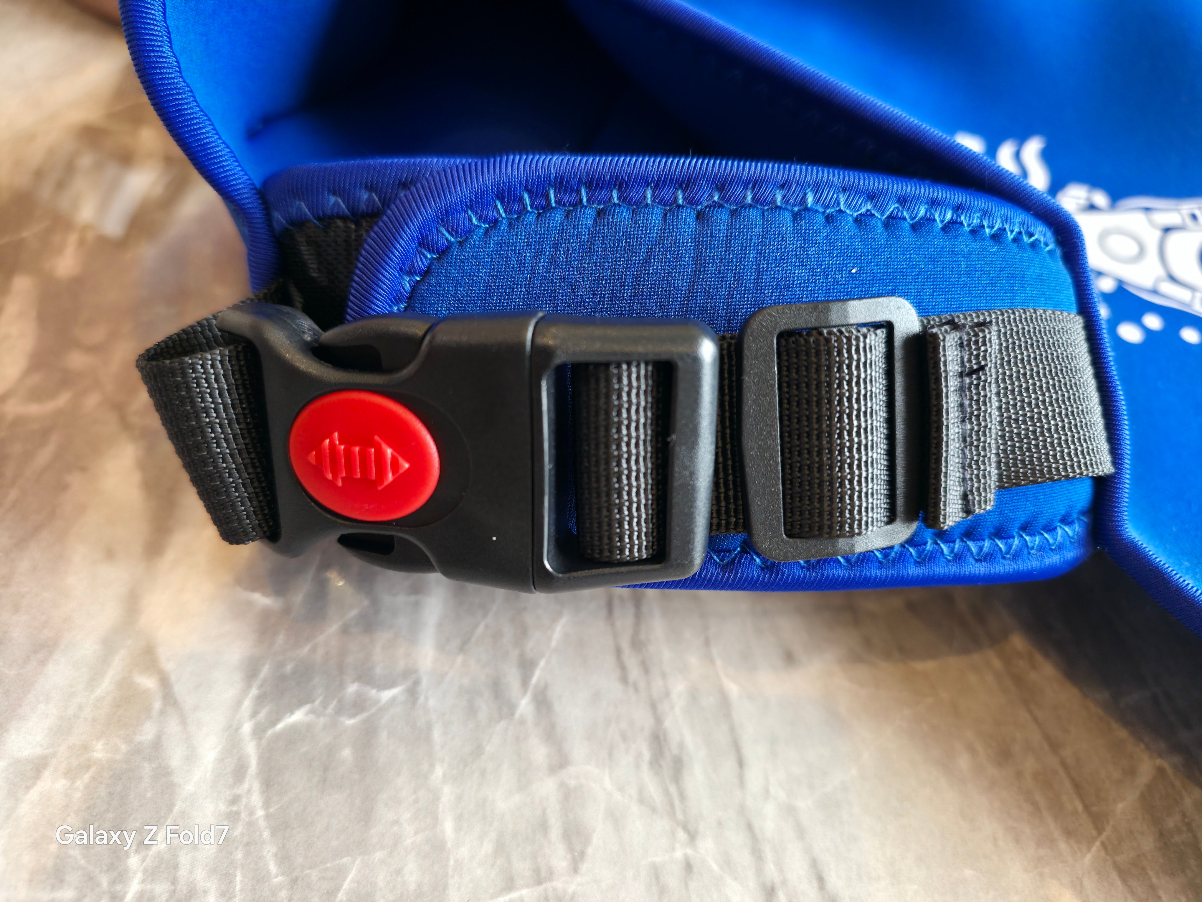 Strap 'N' Go Floatie - Baby and Infant Water Carrier